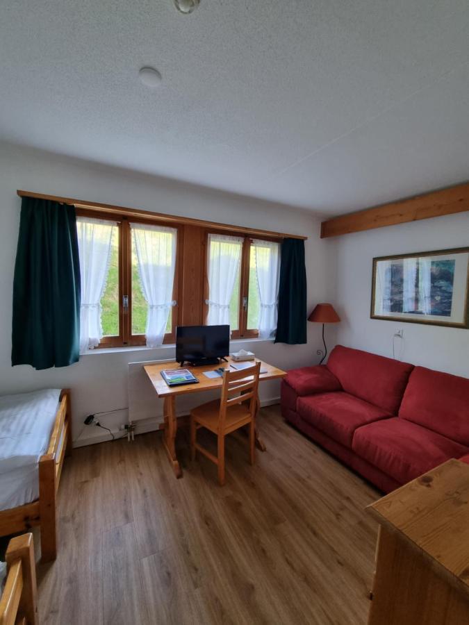 Hotel Roc Et Neige Chateau-d'Oex Esterno foto