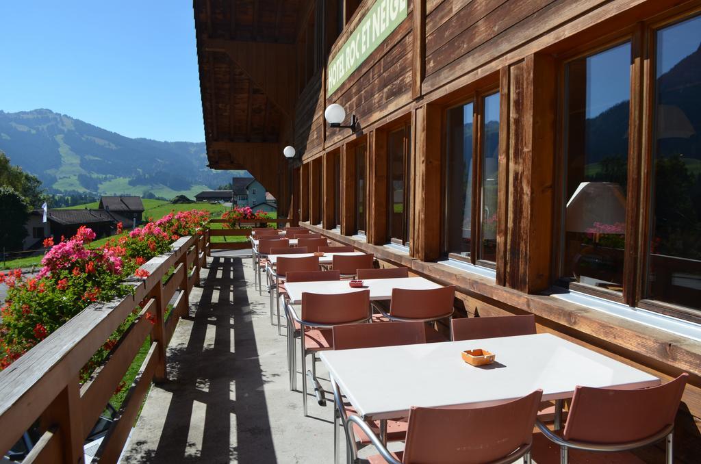 Hotel Roc Et Neige Chateau-d'Oex Esterno foto