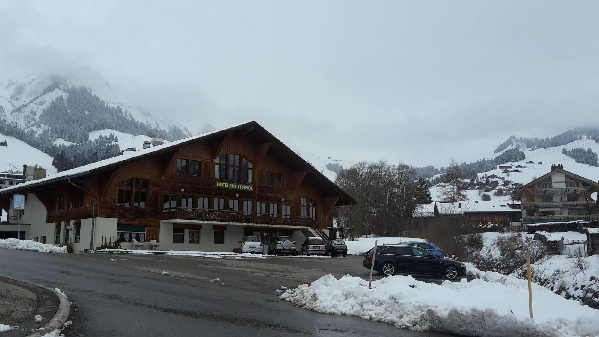 Hotel Roc Et Neige Chateau-d'Oex Esterno foto