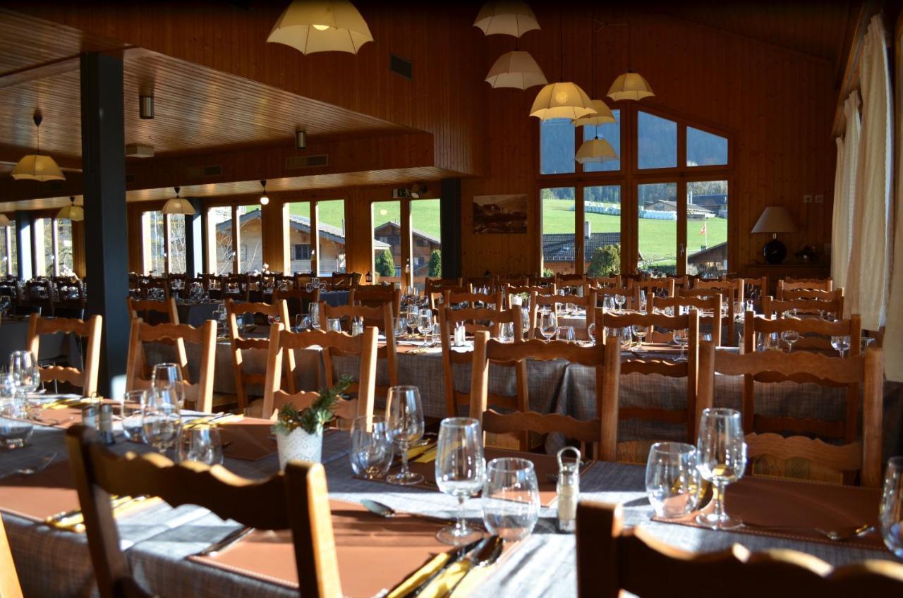 Hotel Roc Et Neige Chateau-d'Oex Esterno foto